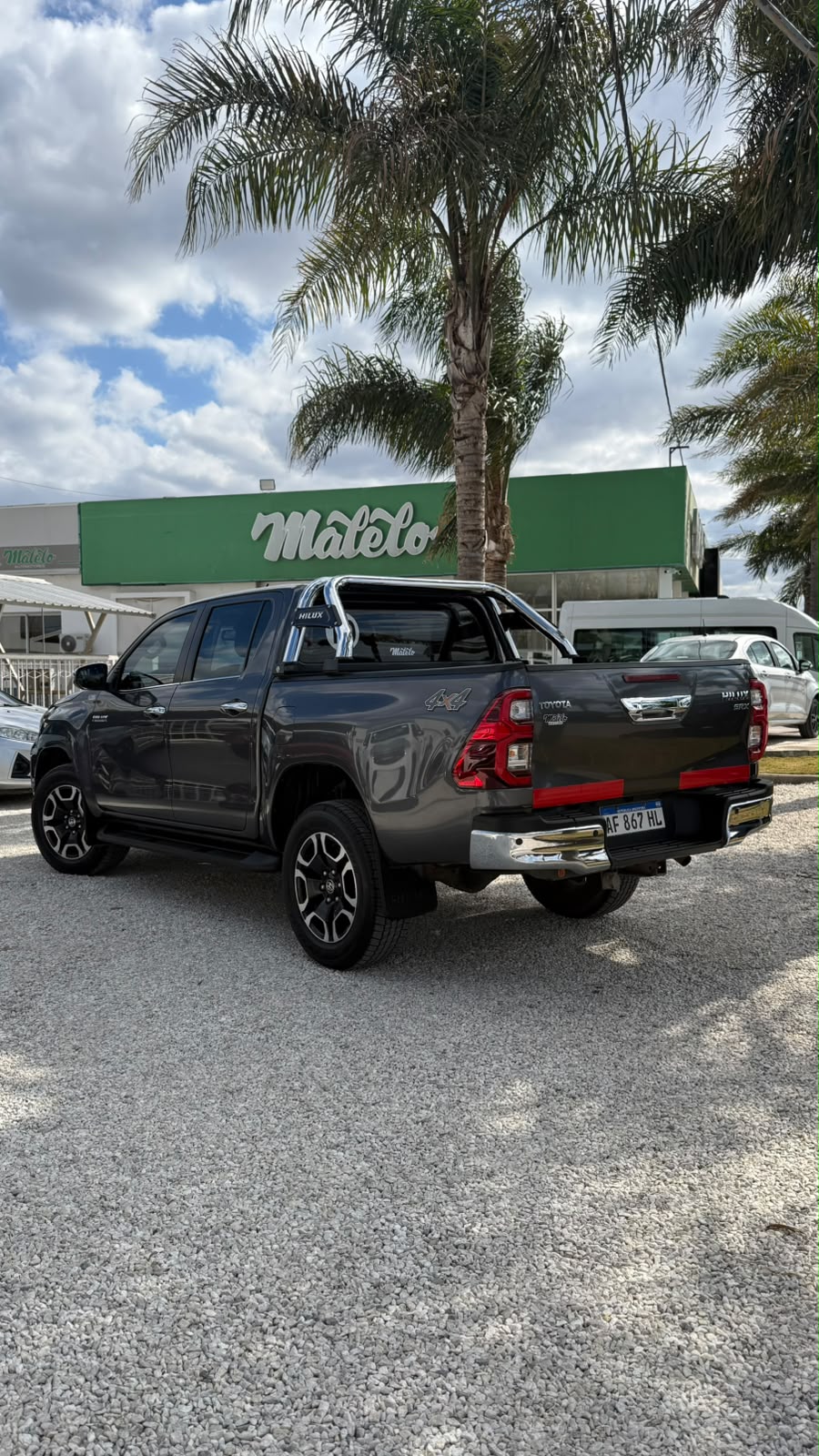 TOYOTA - HILUX  SRX  4X4   2.8  TDI  - AUTOMÁTICA - 2023